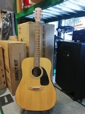 Fender 17m chitarra usato  Codroipo