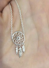 Delicate necklace pendant for sale  BASINGSTOKE