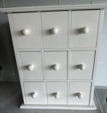ARMÁRIO DE MADEIRA 9 compartimentos; geral 16" t x 13" c x 7" d independente/pendurado; branco comprar usado  Enviando para Brazil