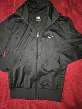Używany, Nike The Athletic Dept. Kurtka dresowa zapinana na zamek S/P dziecięca czarna  na sprzedaż  Wysyłka do Poland