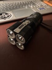 Torcia ricaricabile nitecore usato  Spedire a Italy