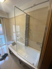 Vasca doccia jacuzzi usato  Venzone