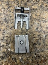 Soporte de riel para abridor de puerta de garaje Ryobi GD200 y tapa de extremo segunda mano  Embacar hacia Mexico
