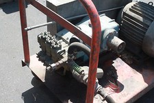 Cat pumps triplex for sale  Petaluma