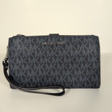 Carteira Michael Kors jet set viagem grande zíper duplo pulseira azul marinho logotipo MK, usado comprar usado Carteira Michael Kors jet set viagem grande zíper duplo pulseira azul marinho logotipo MK, usado comprar usado  Enviando para Brazil