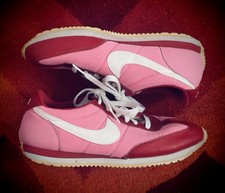 Usado, Nike Cortez Classic, Feminino Tamanho: 6.5 – Vintage e Elegante! Quase não usado. comprar usado  Enviando para Brazil
