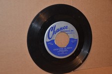 THE FLAMINGOS: CROSS OVER THE BRIDGE; RARE 1954 CHANCE 1154 DOO WOP 45 RPM comprar usado THE FLAMINGOS: CROSS OVER THE BRIDGE; RARE 1954 CHANCE 1154 DOO WOP 45 RPM comprar usado  Enviando para Brazil