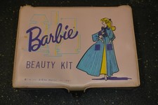 Kit de beleza Barbie vintage original caixa 1961 raro, usado comprar usado  Kit de beleza Barbie vintage original caixa 1961 raro, usado comprar usado  Enviando para Brazil
