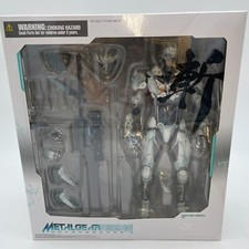 Play arts kai usato  Spedire a Italy