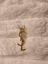 Colar pingente de ouro 1,5" logotipo YSL Yves Saint Laurent, usado comprar usado  Enviando para Brazil