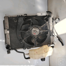 8200688387 radiatore renault usato  Italia