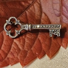 Broche ancienne argent d'occasion  Le Luc