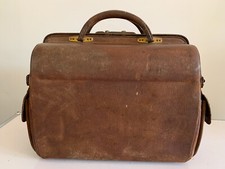 Old travel suitcase d'occasion  Expédié en Belgium