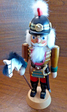 4 nutcrackers for sale  Urbandale