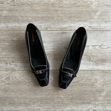 Prada Skórzane i zamszowe "Clip" Kociaki Obcasy Rozmiar 37,5 na sprzedaż  PL