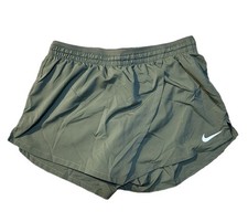 Nike women green for sale  Lillington