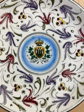 Grazioso piatto figurato usato  Italia