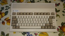 Amiga 600hd commodore usato  Torino