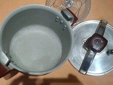 Collectionneurs cocotte minute d'occasion  Pont-de-Vaux