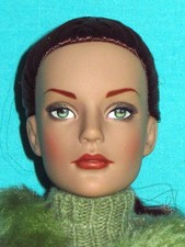 Tonner 2004 wintergreen for sale  South Charleston