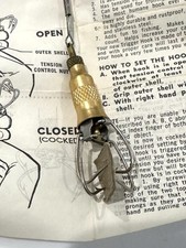 Isca de pesca vintage escassa com mola gancho armadilha para peixes comprar usado  Enviando para Brazil