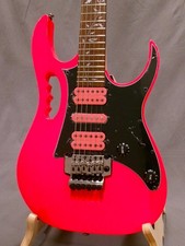 Guitarra elétrica Ibanez JEMJRSP-PK Steve Vai assinatura nível básico modelo SPOT comprar usado Guitarra elétrica Ibanez JEMJRSP-PK Steve Vai assinatura nível básico modelo SPOT comprar usado  Enviando para Brazil