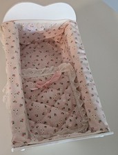Boneca bebê vime vintage berço de balanço fundo de madeira com roupa de cama , usado comprar usado  Enviando para Brazil
