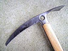 Ancien piolet manche d'occasion  Morlaàs