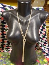 Long superbe collier d'occasion Long superbe collier d'occasion  Saint-Cyprien