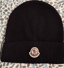 Cappello invernale moncler usato Cappello invernale moncler usato  Spedire a Italy