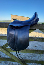 Strada dressage saddle for sale  LEWES