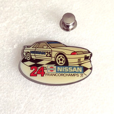 Pin lapel pin d'occasion  Lille-