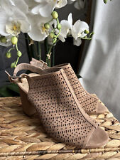 New vince camuto for sale  EDINBURGH