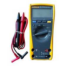 Multimetro fluke 179 usato  Spedire a Italy