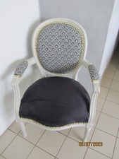Ancien fauteuil médaillon d'occasion  Raismes
