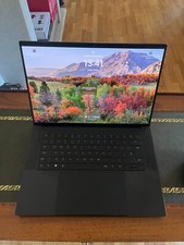 Razer blade 14900hx usato  Italia