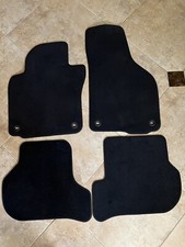 Tapete de assoalho Volkswagen VW Golf A5 2006 fabricante de equipamento original 1K1 863 011 D conjunto com 4 peças novo comprar usado Tapete de assoalho Volkswagen VW Golf A5 2006 fabricante de equipamento original 1K1 863 011 D conjunto com 4 peças novo comprar usado  Enviando para Brazil