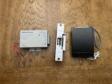 Kit de control de acceso a puerta eléctrica RFID - lector, huelga, fuente de alimentación segunda mano  Embacar hacia Mexico