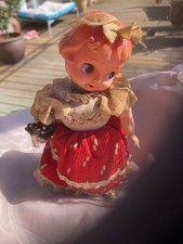 Petite poupée socle d'occasion  Clermont-l'Hérault