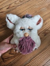 Furby rose blanc d'occasion  Podensac