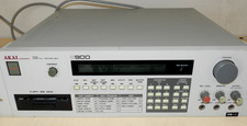AKAI PROFESSIONAL S900 12 BITS MONTAJE EN RACK MIDI SAMPLER SONIDO CLÁSICO MAGNÍFICO segunda mano  Embacar hacia Mexico