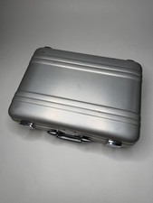 maleta aluminio comprar usado maleta aluminio comprar usado  Enviando para Brazil