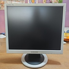 Monitor samsung 710n usato Monitor samsung 710n usato  Parma