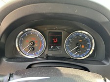 Speedometer sedan cluster d'occasion  Expédié en Belgium
