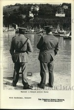 1979 Press Photo policiais bascos em doca de barco na Espanha - hpa17390, usado comprar usado  Enviando para Brazil