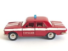 Gaz volga saratov d'occasion  Yzeure