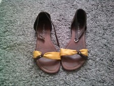 Sandalen damen flach gebraucht kaufen  Berlin