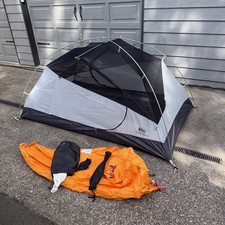 Rei trail hut for sale  Everett