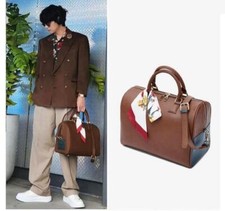 Borsa bts artist usato  Spedire a Italy