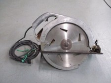 Makita scie circulaire d'occasion  Expédié en France
